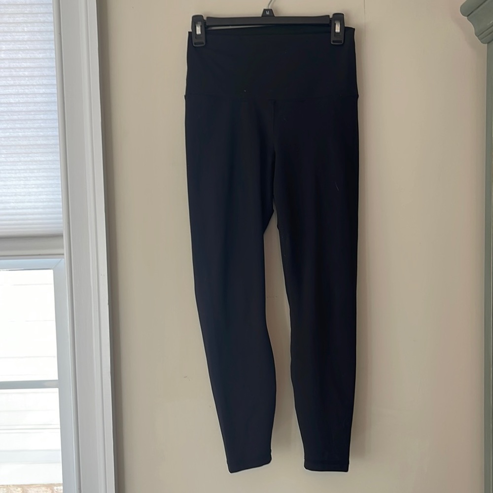 Black leggings for yoga